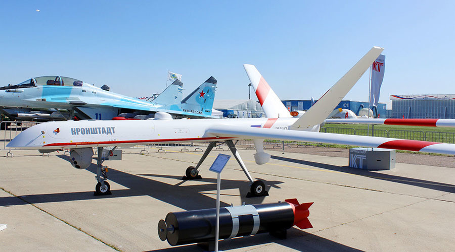 Trong điều kiện thời tiết thuận lợi, máy bay không người lái Orion của Nga có thể hoạt động trên không liên tục tới 24 giờ, tốc độ tối đa khoảng 200 km/h. Nguồn ảnh: BMPD.