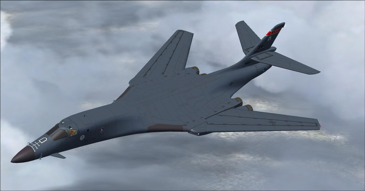 Việc cắt giảm đội bay B-1B được cho là bởi Mỹ muốn dồn kinh phí nhằm hoàn thành chiếc B-21 Raider để làm chủ lực cho các đơn vị răn đe hạt nhân. Theo đánh giá, máy bay tàng hình có hiệu suất tác chiến tốt hơn nhiều so với oanh tạc cơ siêu thanh.