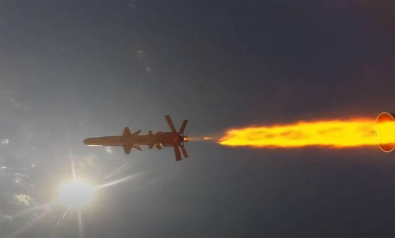 Bên cạnh đó, tuyên bố của nhà khoa học chính trị Sveda cũng bị đánh giá là mơ hồ ở chính Ukraine, nhiều người đã đặt câu hỏi liệu vị chuyên gia này có định vận động cho việc đào tạo "chiến thuật cảm tử" hay không?