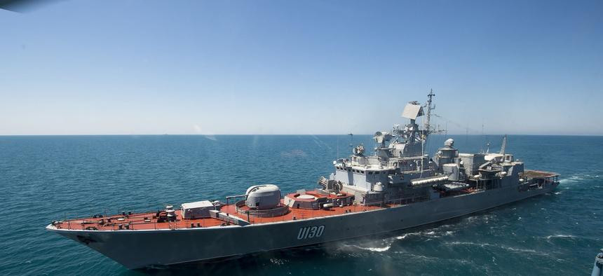 Các chính trị gia và các nhà khoa học chính trị được chú ý với nhiều tuyên bố khác nhau như "trong một vài năm nữa chúng ta sẽ tổ chức một cuộc diễu hành ở cảng Sevastopol".