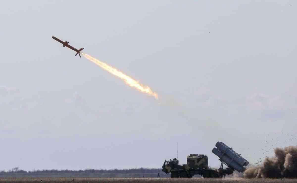 "Tôi tự hỏi liệu anh ta có biết Trân Châu Cảng kết thúc ở đâu không và kết cục của cả cuộc chiến ra sao hay không"? Ông Kornilov rõ ràng đang muốn nói đến thất bại nặng nề của Đế quốc Nhật Bản trong Thế chiến thứ hai vì đã tuyên chiến với Mỹ.