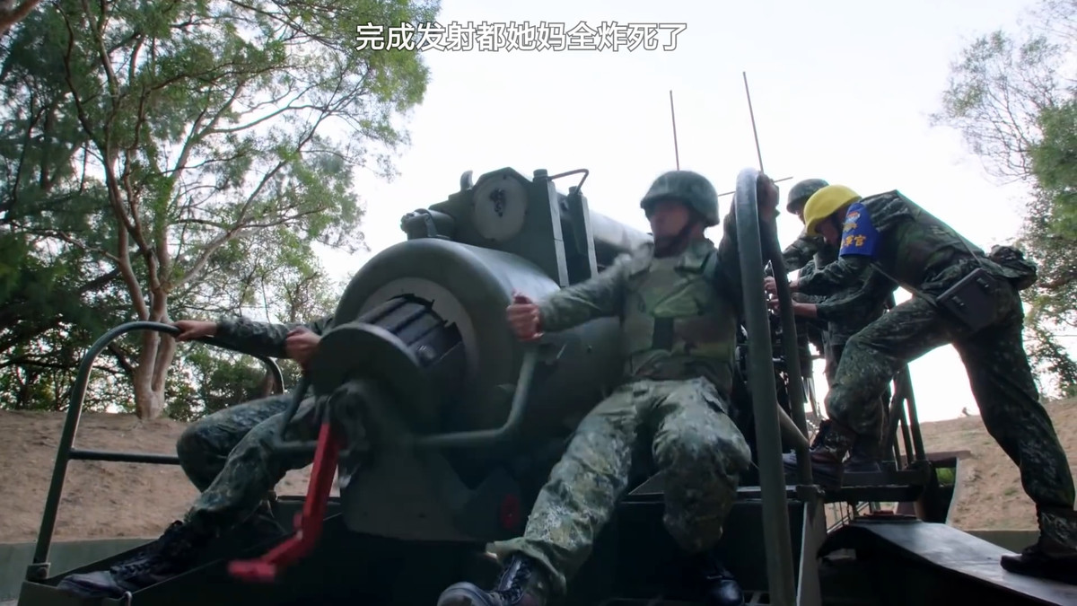 Được thiết kế dựa trên khẩu pháo M1918 cùng cỡ nòng ra đời trong Chiến tranh Thế giới thứ nhất, Lục quân Mỹ tin tưởng rằng khẩu M1 sẽ trở thành thứ vũ khí uy lực bậc nhất ở chiến trường châu Âu. Nguồn ảnh: Pinterest.