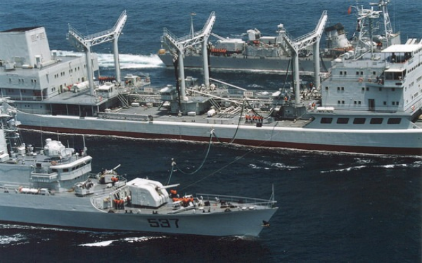 Với tư cách là một cường quốc hải quân mới nổi, việc Hải quân Trung Quốc xuất khẩu được tới sáu tàu chiến trong quá khứ khiến không ít người phải giật mình, thậm chí ngay cả những cường quốc về xuất khẩu vũ khí như Nga và Mỹ cũng phải dè chừng. Nguồn ảnh: Sohui.