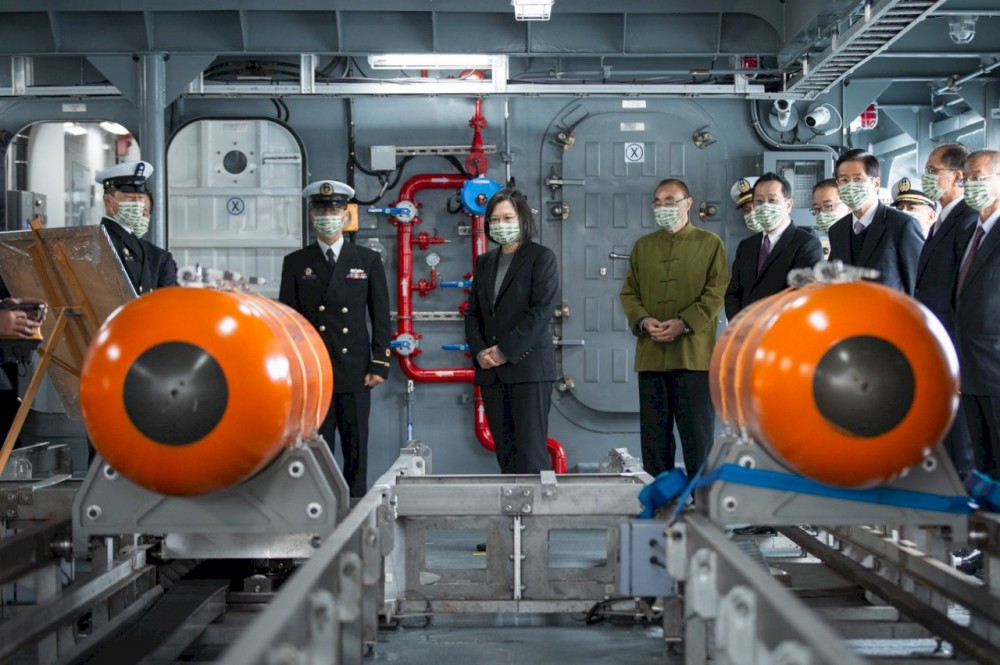 Bà Thái Anh Văn có mặt tại buổi lễ hạ thủy tàu hộ vệ hôm thứ ba vừa rồi. Nguồn ảnh: BMPD.