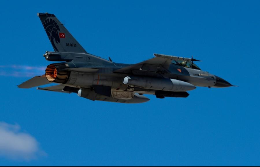 “Như tình hình cho thấy, dưới tác động mạnh mẽ của tổ hợp tác chiến điện tử, trong nhiều phi vụ đã xuất kích, tiêm kích MiG-29 thậm chí còn không bị phát hiện bởi radar đối phương”.