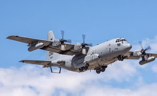 Được biết, đây là một trong ba máy bay tác chiến điện tử lớn của Mỹ, cùng với Boeing EA-18 Growler và F-16CJ Fighting Falcon.