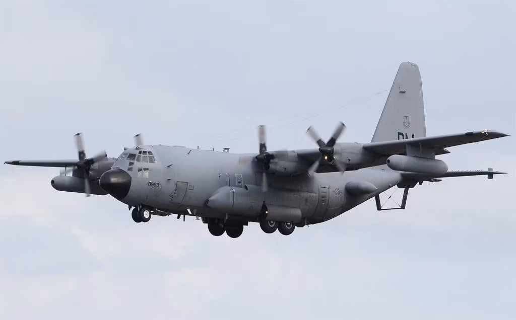 Baseline 1 có khả năng can thiệp mạng lưới liên lạc tốt hơn bằng việc sử dụng nguồn điện bức xạ cao hơn, mở rộng dải tần và chèn tín hiệu kỹ thuật số.