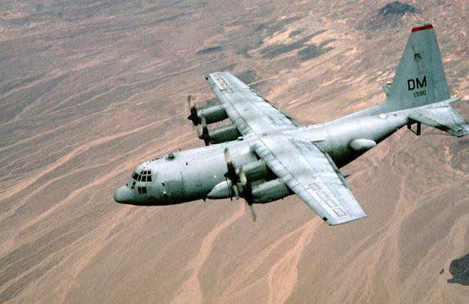 EC-130H Compass Call được biến đổi từ vận tải cơ C-130 Hercules để trở thành một trong những loại máy bay tác chiến điện tử mạnh nhất thế giới.