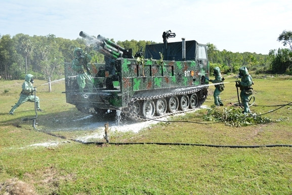 Ngoài ra, trên xe pháo còn có một khẩu 7,62mm PKT có tốc độ bắn 250 phát/phút, cơ số đạn 1.400 viên.