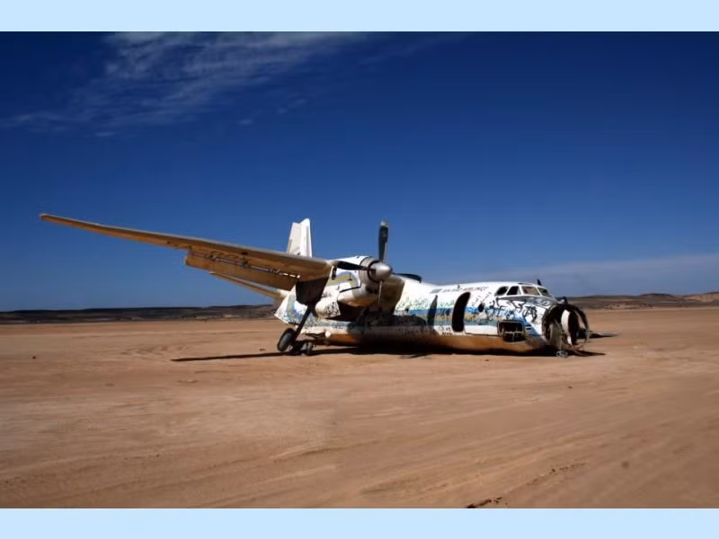 Nguyên nhân của vụ việc được cho là do chiếc An-26 đã gặp phải một cơn bão cát trong lúc đang thực hiện hành trình. Khi này, trên máy bay đang có tổng cộng 13 người bao gồm cả phi hành đoàn ba người. Nguồn ảnh: Sina.