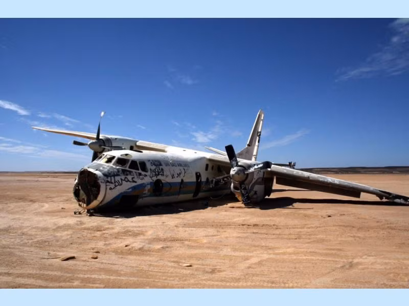 Tuy nhiên phần xác của chiếc vận tải cơ An-26 vẫn không được di dời đi do đã hư hỏng quá nặng. Thậm chí, do xác máy bay rơi ở cách quá xa khu dân cư, việc bán sắt vụn chiếc máy bay này cũng không được thực hiện do chi phí chuyên chở còn cao hơn giá sắt vụn của toàn bộ phần xác máy bay. Nguồn ảnh: Sina.