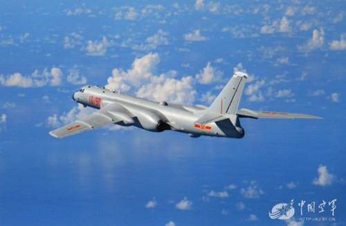 Khu vực tuần tra cũng chỉ gói gọn xung quanh biển Nhật Bản và Hoa Đông mà không đi xa hơn, vì H-6K không có khả năng tiếp nhiên liệu trên không, ngoại trừ phiên bản H-6N. Đây là một thiếu sót lớn làm hạn chế năng lực của không quân tầm xa Trung Quốc.