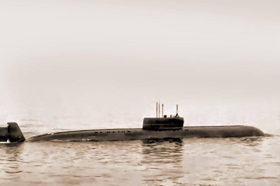 Về điểm này, tàu ngầm Papa lại không có ưu thế quá tốt so với các tàu ngầm khác của Liên Xô cùng thời, thậm chí nó còn phát ra tiếng ồn nhiều hơn so với mặt bằng chung các tàu ngầm hạt nhân ở thời điểm đó. Nguồn ảnh: Hontus.
