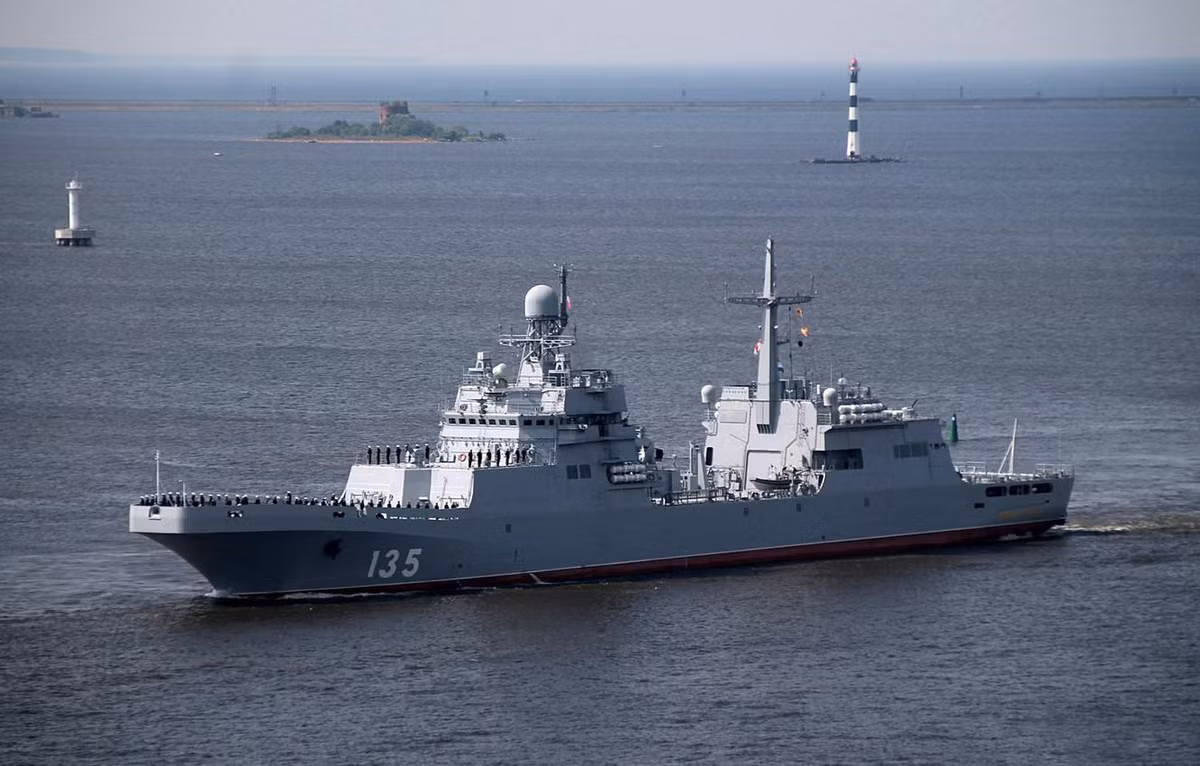 Nhưng trước sự nghi ngờ từ phía Kiev, truyền thông Nga cho rằng khi biết được tình trạng tồi tệ hiện nay của ngành đóng tàu Ukraine, họ có thể hiểu được những phán đoán của các nhà báo từ Kiev.