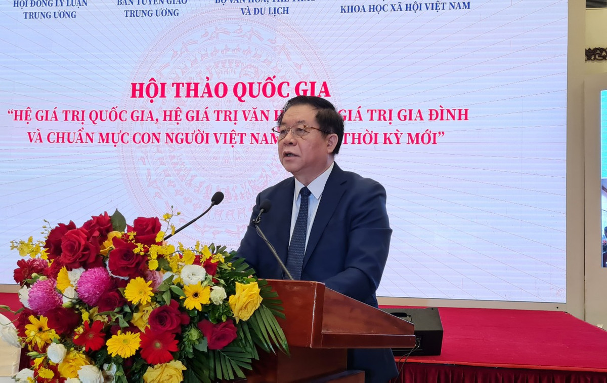 Phát triển hệ giá trị quốc gia, văn hóa, gia đình Phat trien he gia tri quoc gia, van hoa, gia dinh