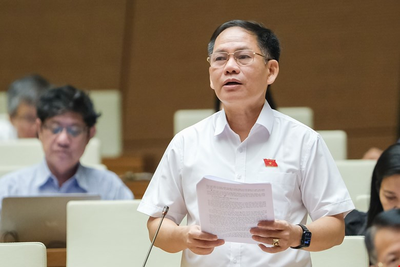 ĐHQH: Tặng mì tôm rẻ tiền, “dụ” người đến hội thảo rồi bán thuốc đắt DHQH: Tang mi tom re tien, “du” nguoi den hoi thao roi ban thuoc dat