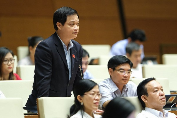 ĐHQH: Tặng mì tôm rẻ tiền, “dụ” người đến hội thảo rồi bán thuốc đắt - Hình 2 DHQH: Tang mi tom re tien, “du” nguoi den hoi thao roi ban thuoc dat-Hinh-2