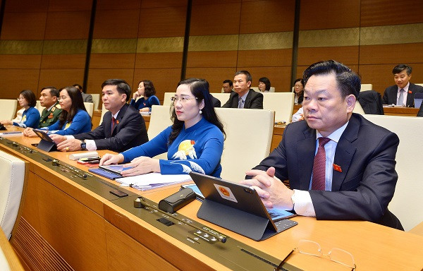 Chủ tịch Quốc hội: Giám sát lời hứa của Chính phủ và các bộ, ngành - Hình 3 Chu tich Quoc hoi: Giam sat loi hua cua Chinh phu va cac bo, nganh-Hinh-3