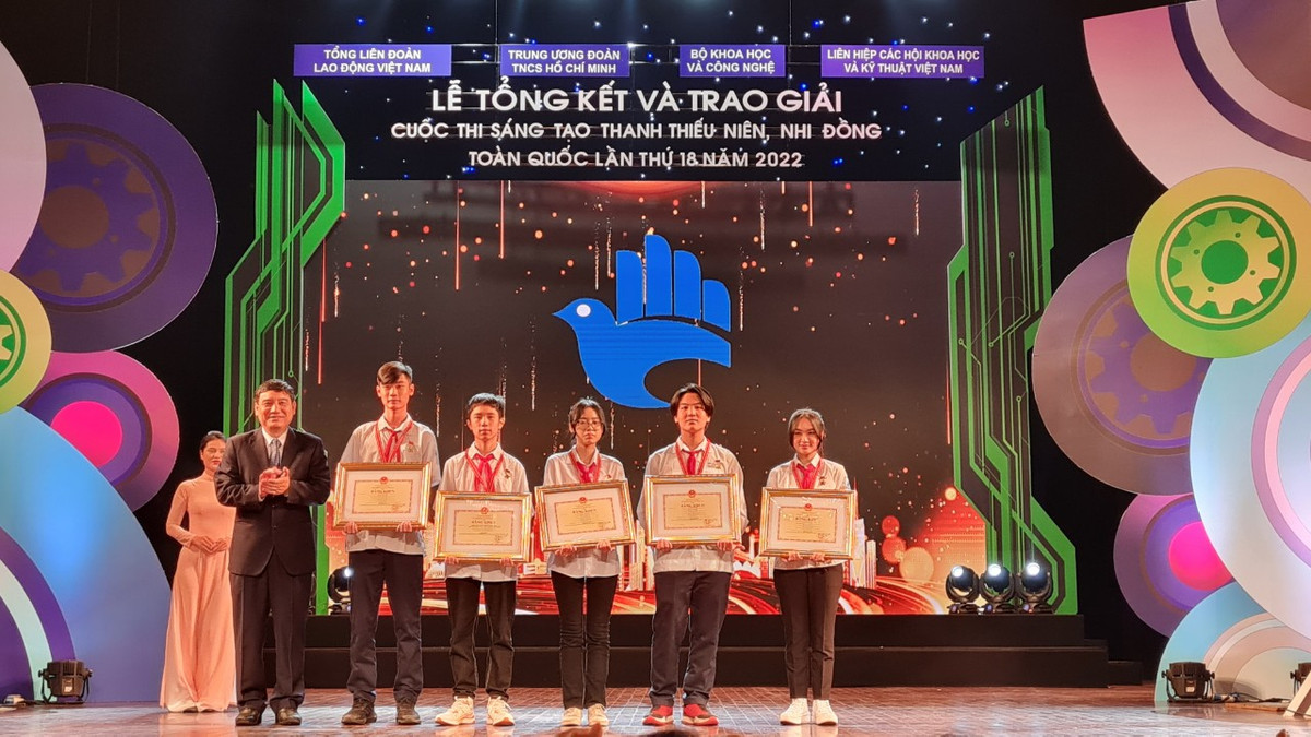 Trao giai sang tao cho thanh thieu nien, nhi dong toan quoc nam 2022-Hinh-2