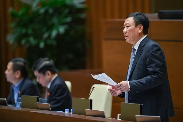 Bộ trưởng Công thương trả lời chất vấn về tình trạng khan hiếm xăng Bo truong Cong thuong tra loi chat van ve tinh trang khan hiem xang