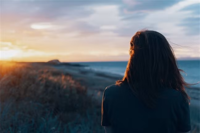 Nỗi nghi ngại đó của tôi, chồng tôi luôn gạt đi, anh nói quan trọng là chúng mình sống với nhau ra sao, chứ để tâm những thứ khác làm gì cho mệt. Ảnh minh họa