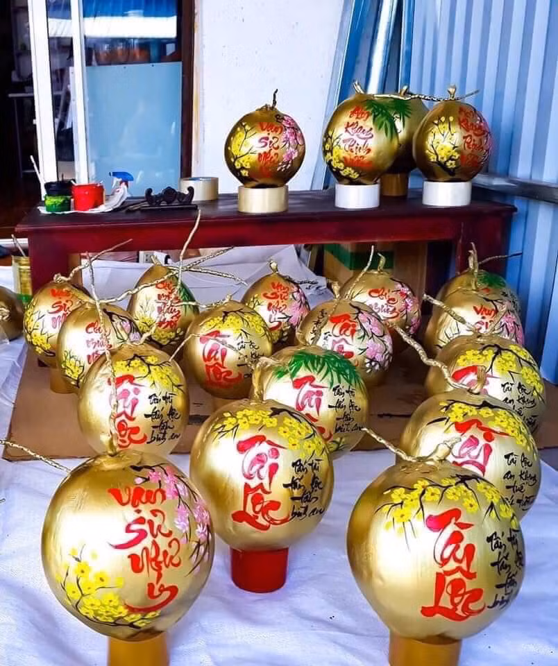 Dua vang, buoi do ve thu phap “gia chat”, chay hang can Tet