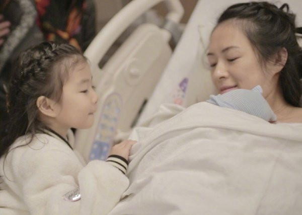 Chuong Tu Di bi anti fan nem da vi sang My de con