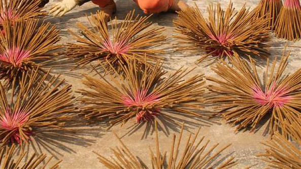 Can than chon huong cho dip Tet keo mang hoa cho gia dinh-Hinh-2