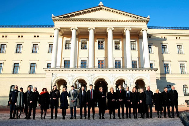 Cung điện hoàng gia của Na Uy nằm ở thủ đô Oslo có 173 phòng. Nơi đây chính thức trở thành nơi ở của hoàng tộc Na Uy từ năm 1849. Công trình này mở cửa cho người dân tham quan vào những tháng mùa hè trong năm. Ảnh: Reuters.