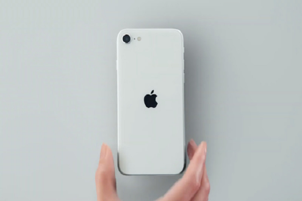 Dat hang iPhone SE 2020 tai Viet Nam, gia duoi 11 trieu dong