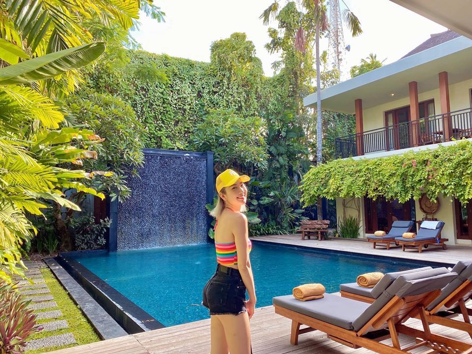 Nửa cuối năm 2019, Thúy Ngân góp mặt trong 2 dự án phim là “Hải đường trong gió” và “Gạo nếp gạo tẻ 2”.