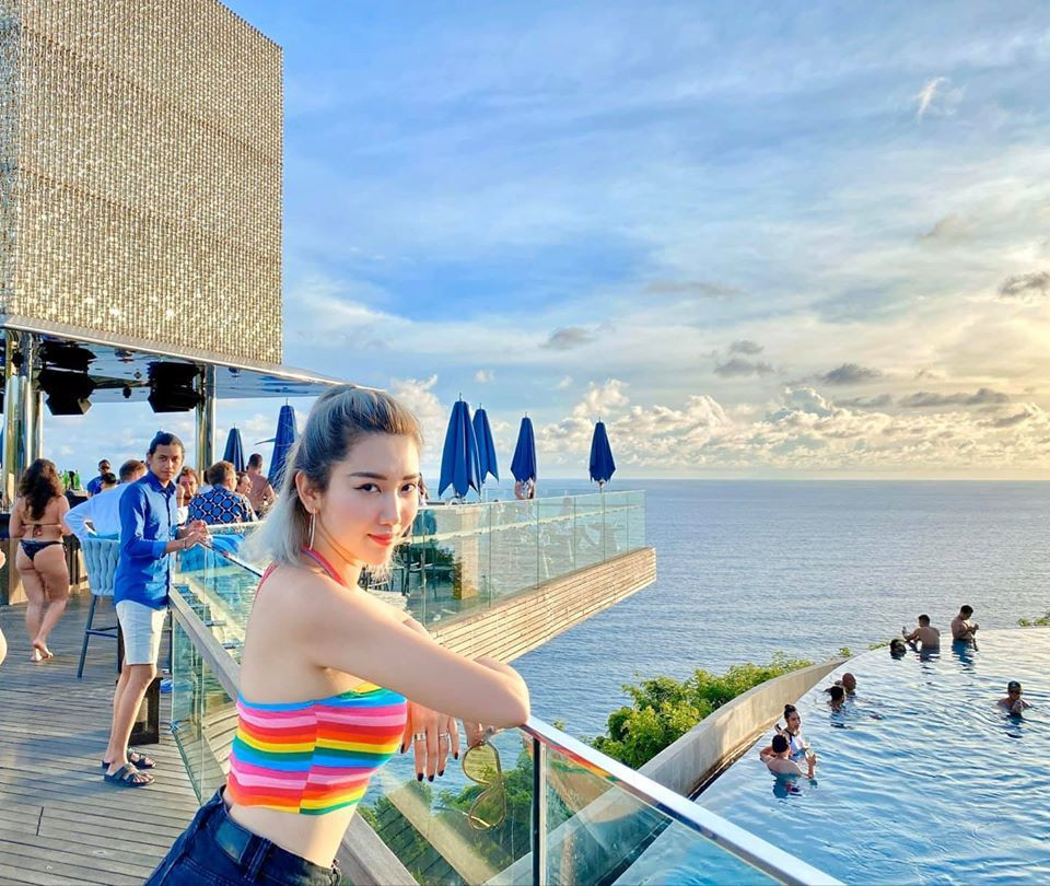 Chuyến du lịch ở Bali cũng là một trong khoảng thời gian nghỉ ngơi ít ỏi của Thúy Ngân trước khi bắt tay vào những dự án mới.
