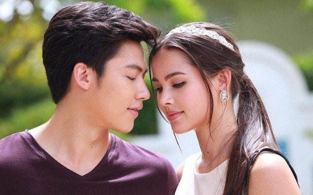 Dinh vi xe bao chong trong nha nghi, toi lao den roi bat khoc