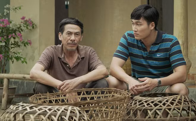 Nguoi vo dam cua ong bo ha khac trong 