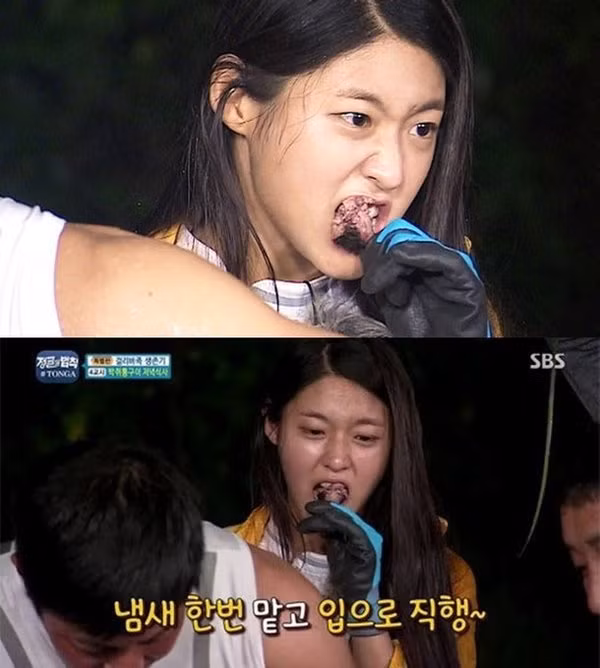 Seolhyun, thành viên nhóm nhạc Kpop AOA cũng bị "đào mộ" việc từng ăn thịt dơi trong show "The Law of the Jungle". Theo đó, cô được người dân tại khu vực ghi hình mời ăn thịt dơi. Những bức hình cho thấy, nữ ca sĩ thản nhiên ăn món thịt dơi nướng lan truyền khắp nơi.