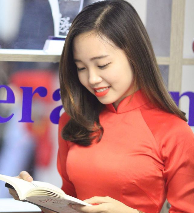 Thu Hiền được nhận học bổng thạc sĩ của Quỹ đổi mới sáng tạo; giải nhì cuộc thi Hành trình khởi nghiệp "Statup Journey 2017" do Bộ Khoa học Công nghệ tổ chức; Sinh viên 5 tốt cấp thành phố 2017.