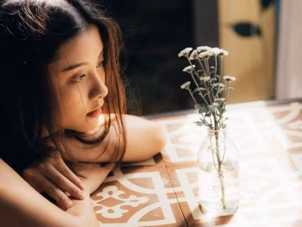 Dao ly giup phu nu dung vung truoc mieng luoi cay doc cua thien ha