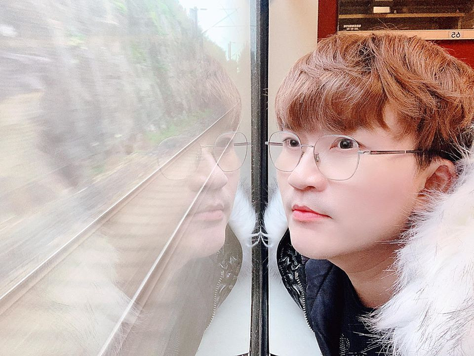 Da trang ap dao Ngoc Trinh, MC Dai Nghia qua quyet khong dung app-Hinh-3