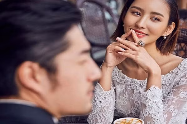 Phụ nữ khôn không để đàn ông tạo cho mình những thói quen này Phu nu khon khong de dan ong tao cho minh nhung thoi quen nay