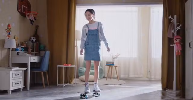 Sau khi rời chương trình, Cindy dành nhiều thời gian để tập trung cho việc học. Cô thỉnh thoảng tham gia đóng một số quảng cáo hay chụp ảnh nghệ thuật cùng cha mẹ.