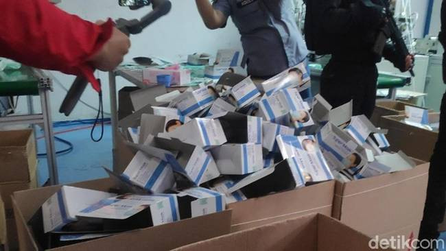 Co so san xuat khau trang gia tinh vi, suyt ra thi truong