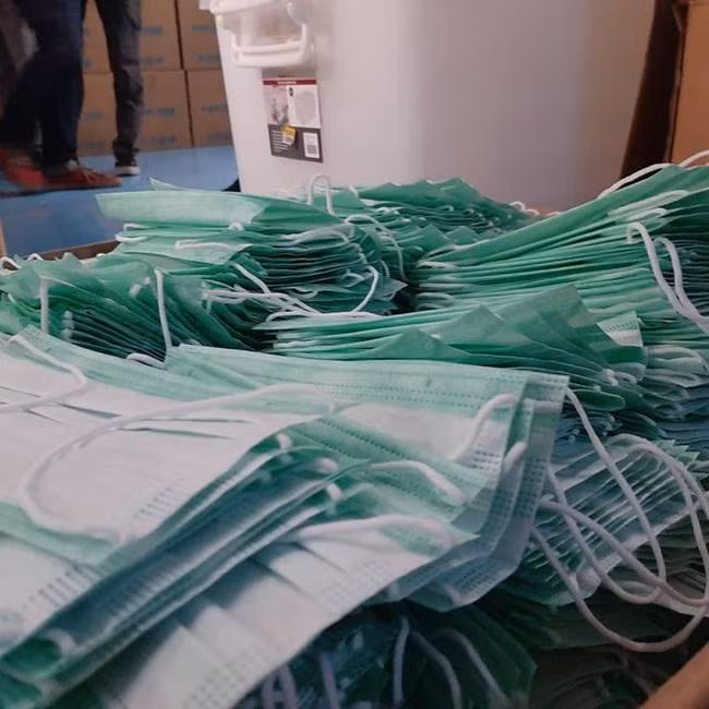 Co so san xuat khau trang gia tinh vi, suyt ra thi truong-Hinh-5