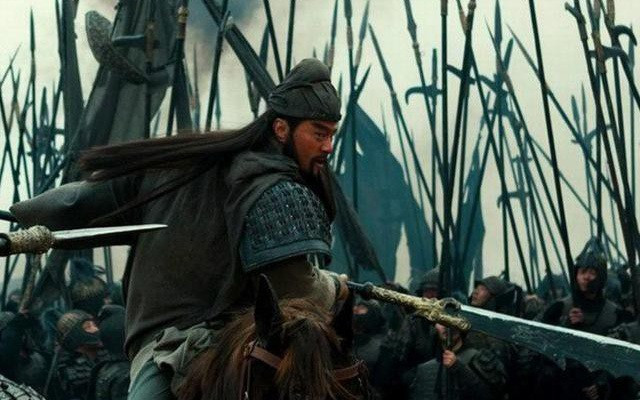 Vi sao khi bat duoc Quan Vu, Ton Quyen lai truc tiep giet luon?