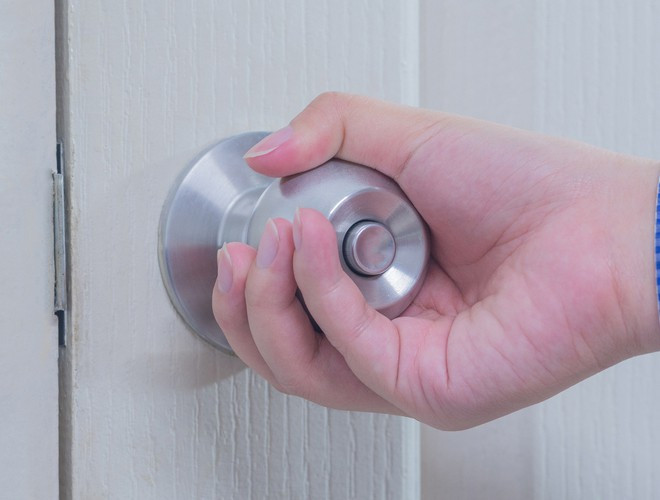 Canh giac truoc nhung vat dung quen thuoc co the la 