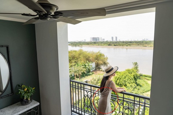 Linh Nga lo cam nong, vong hai lon bat thuong-Hinh-3