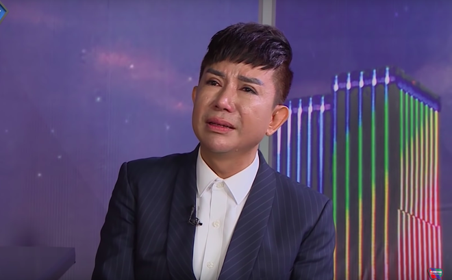 Phan ung cua con trai Long Nhat khi ba bi che 