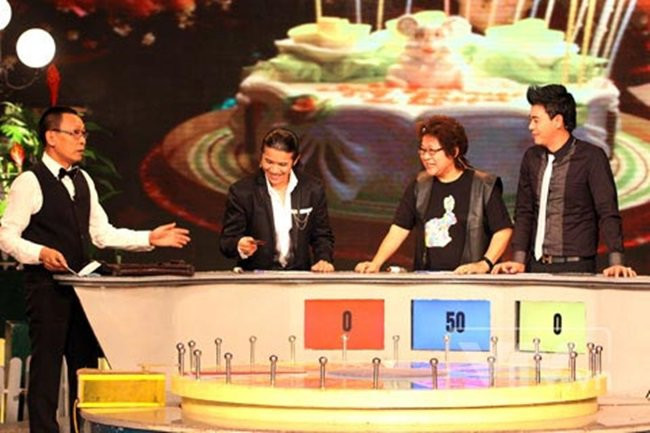 "Chiếc Nón Kỳ Diệu" là gameshow "đinh" của VTV vào khung giờ cuối tuần và là chương trình thu hút nhiều quảng cáo của đài cho đến tận bây giờ. Trải qua 15 năm với 811 số, "Chiếc Nón Kỳ Diệu" đã trở thành một món ăn tinh thần không thể thiếu. Đặc biệt, khán giả không chỉ nhớ đến chương trình bắng các ô chữ bí mật, các màn chơi hài hước đầy tính may rủi, mà còn "nhớ mặt - gọi tên" các MC gắn bó với vòng quay kỳ diệu. Nhà báo Lại Văn Sâm