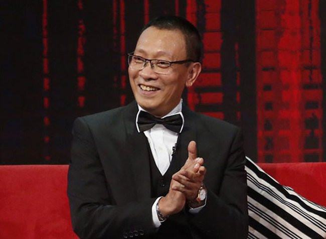 "Chiếc Nón Kỳ Diệu" lên sóng VTV3 từ năm 2001, thời điểm này, nhà báo Lại Văn Sâm chính là người đầu tiên kết nối chương trình với khán giả. Mặc dù chỉ dẫn dắt chương trình trong vài tháng nhưng nam MC nổi tiếng của VTV vẫn để lại ấn tượng vô cùng đặc biệt.