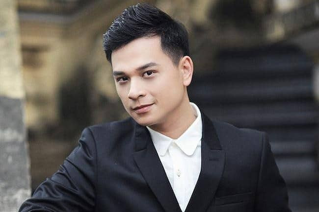 Từ đầu năm 2014 đến cuối năm 2015, MC Danh Tùng nối gót các đàn anh "tiếp quản" chương trình "Chiếc Nón Kỳ Diệu". Với gương mặt đẹp trai và lối dẫn hài hước, nam MC đã mang đến luồng gió mới đối với chương trình đã quá quen thuộc trên sóng truyền hình.