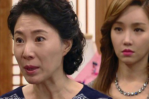 Buot ruot khi bi me chong muon 